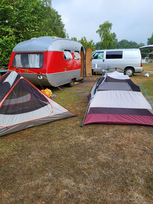 Hans Rademaker – Zweedse caravan uit 1966 @hofman.nl