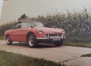 1976 Eelco Hofman kocht zijn eerste MGB op 18 jarige leeftijd