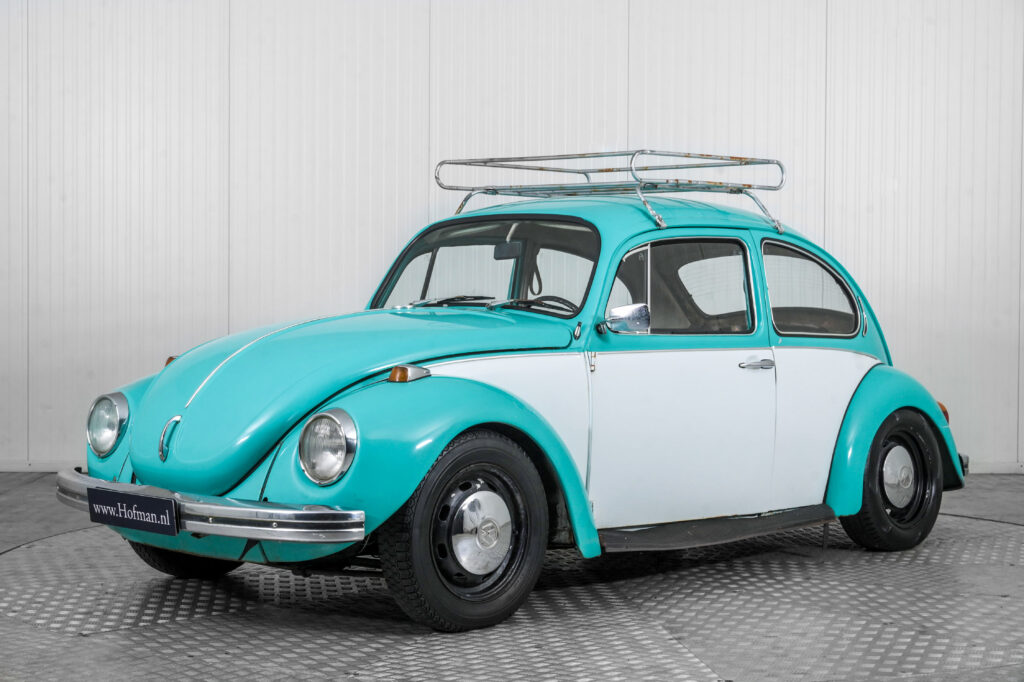 De meesten zijn blauwe Volkswagens